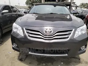 Toyota Camry 2008 Gray