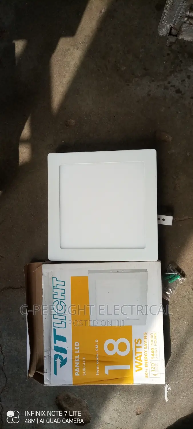 18 Watts Surface Square Light