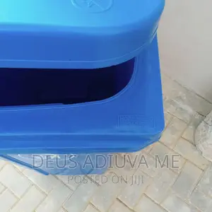 Waste Bin With Cover and Tyre