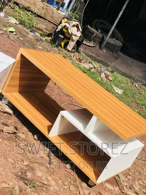 Center Table With Ope Compactments