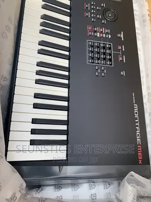 Quality Yamaha Montage M8x Keyboard/Workstation/Piano