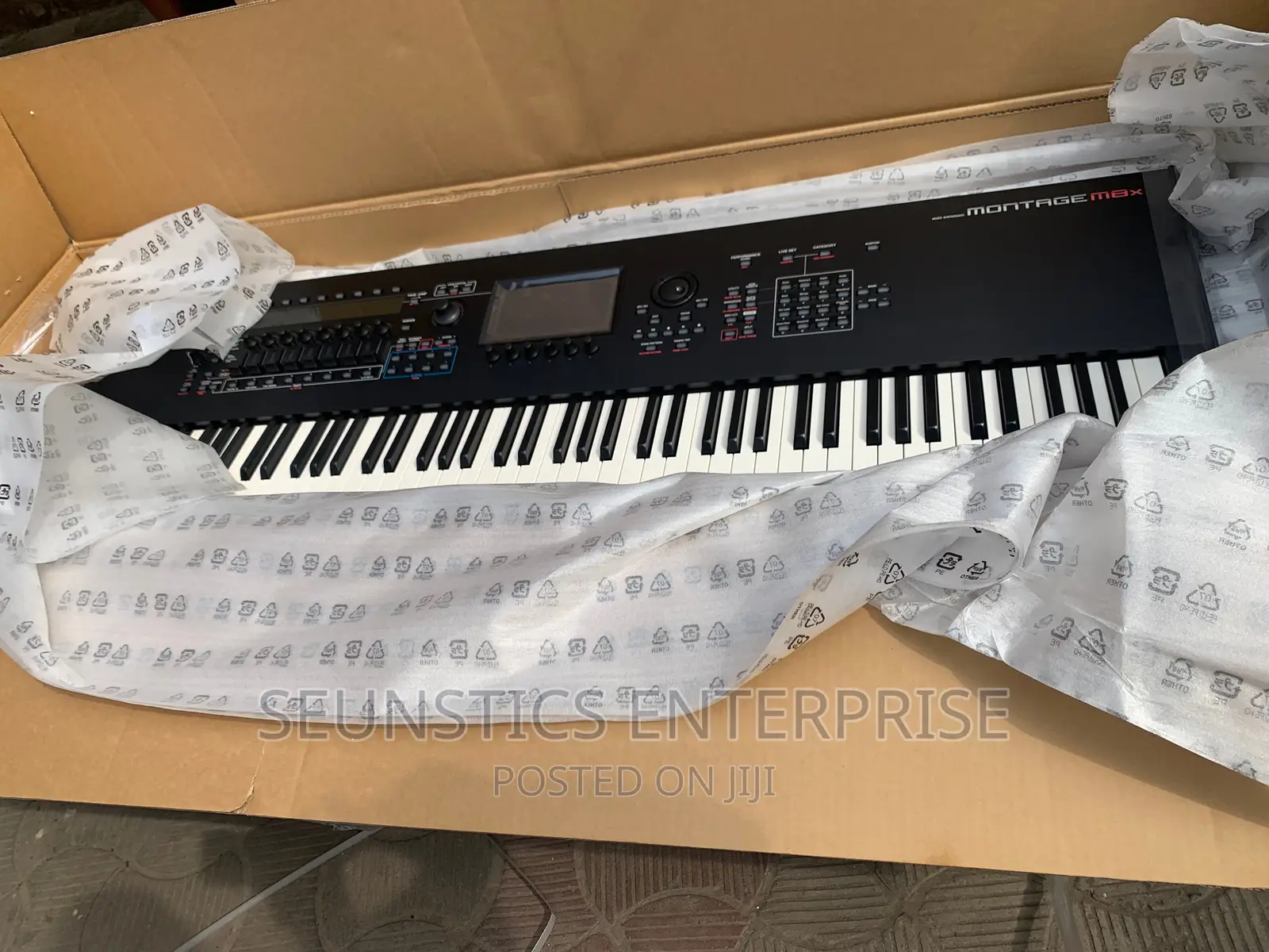 Quality Yamaha Montage M8x Keyboard/Workstation/Piano