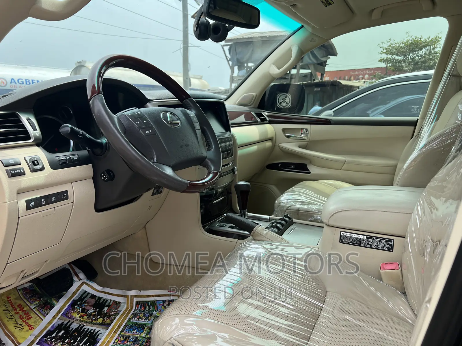 Lexus LX 2016 Black