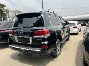 Lexus LX 2016 Black