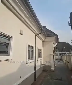 5bdrm Bungalow in Sapele, Delta State, Warri for sale