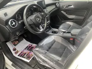 Mercedes-Benz GLA 250 2017 White