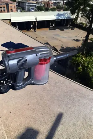 Hand-Held Milux Cyclone Logic Vacuum Cleaner