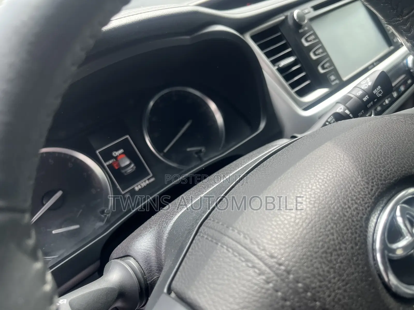 Toyota Highlander 2016 Red