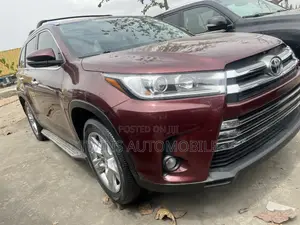 Toyota Highlander 2016 Red