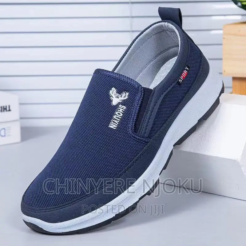Unisex Sneakers