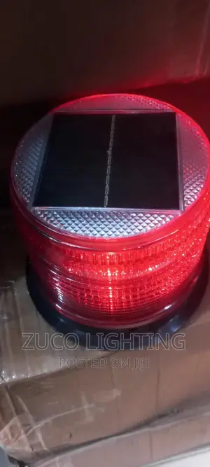 Modern High Visible Solar Powered Navigation Warning Light