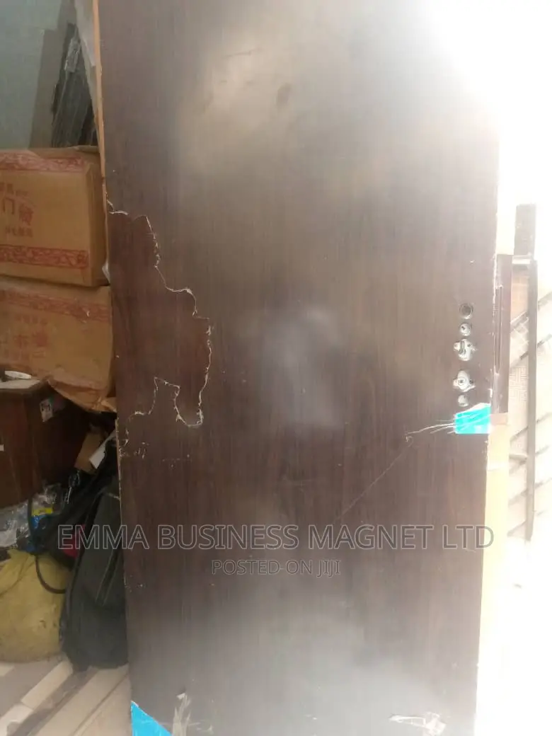 High-Quality American Panel Door