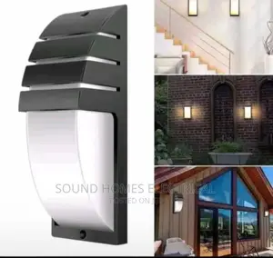 Outdoor Lamps/ Outdoor Bulkhead Fittings