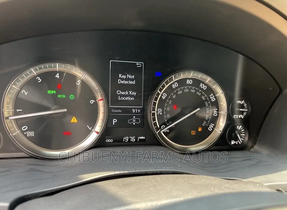 Lexus LX 2018 White