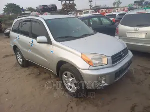 Toyota RAV4 2.0 4x4 Executive 2004 Silver