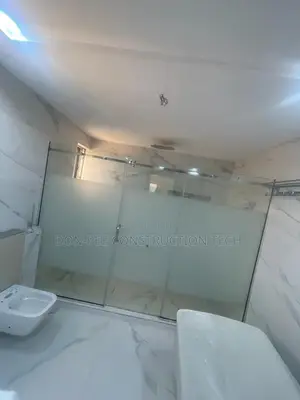 Shower Cubicle