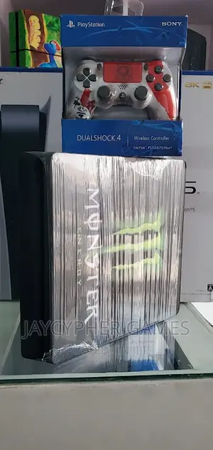 Playstation 4 Slim