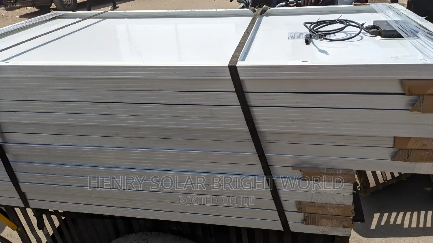 200w Solar Panels
