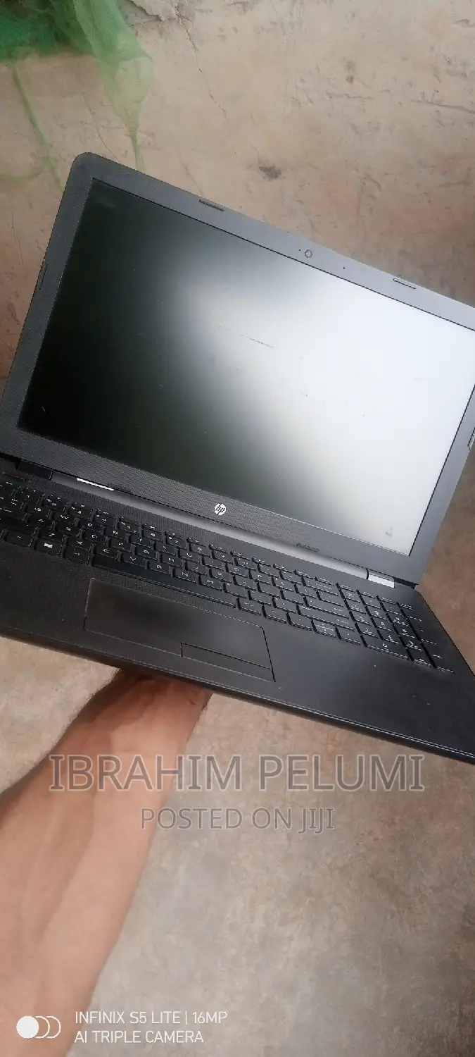 Laptop HP 15 4GB Intel Core i3 HDD 256GB