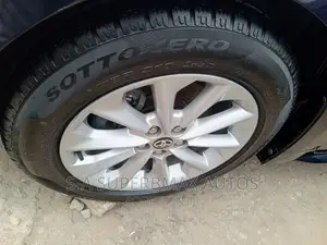 Toyota Corolla LE 2022 Blue