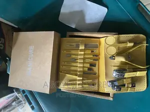 Manicure Set