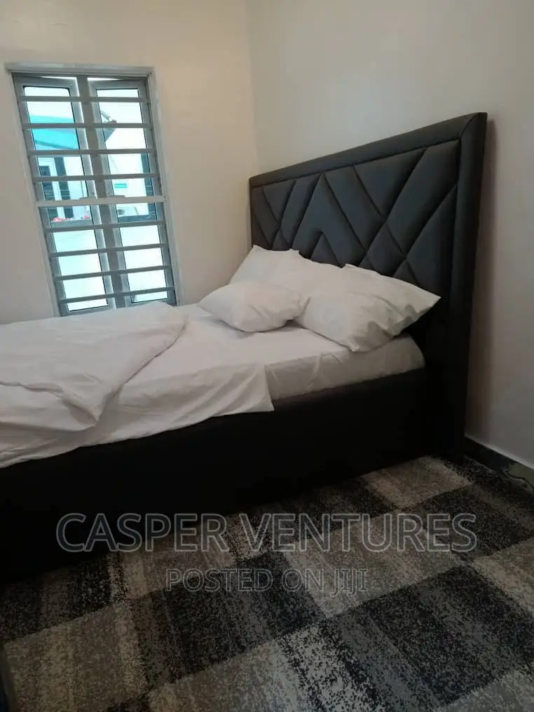 Furnished 1bdrm Room & Parlour in Osapa for rent
