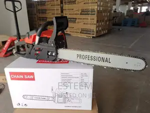 Chainsaw Machine
