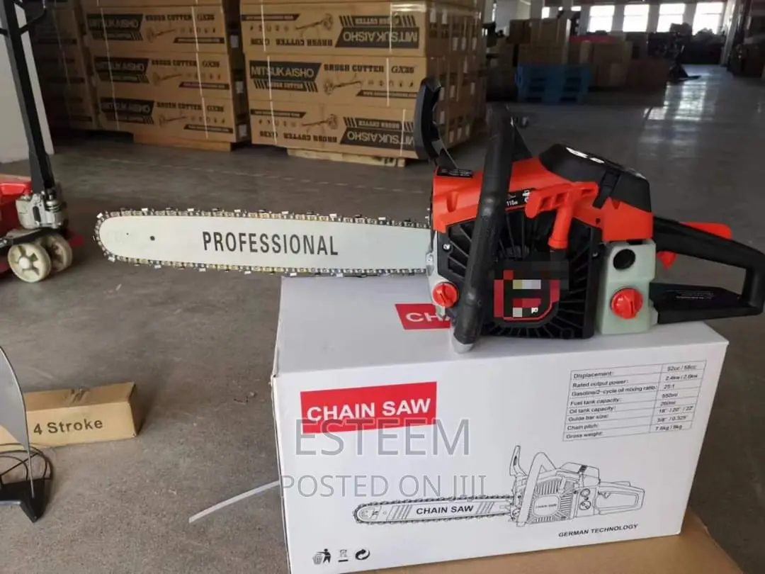 Chainsaw Machine
