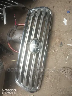 Front Grille Land Cruiser 2014