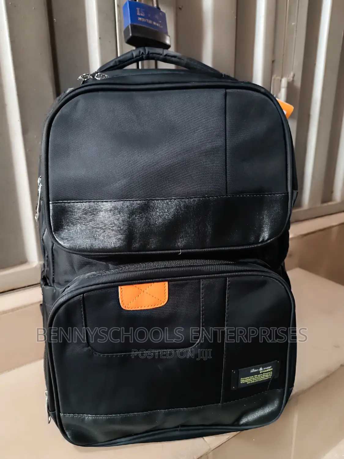 Baowang Plain Waterproof Backpack and Laptop Bag With USB