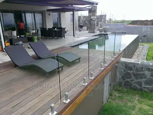 Sit Out Glass Railing