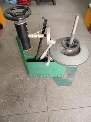 Manual Tyre Changer