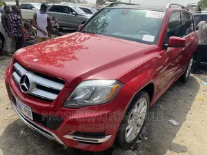 Mercedes-Benz GLK-Class 2015 Red