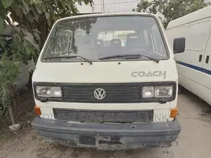 Volkswagen Transporter 2000 White