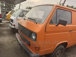 Volkswagen Transporter 2000 White