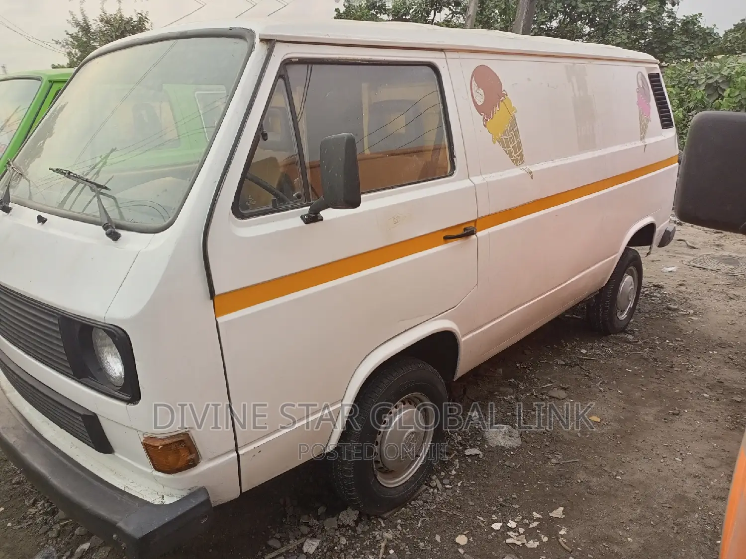 Volkswagen Transporter 2000 White