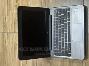 Laptop HP Stream 11 2GB Intel Pentium SSD 32GB