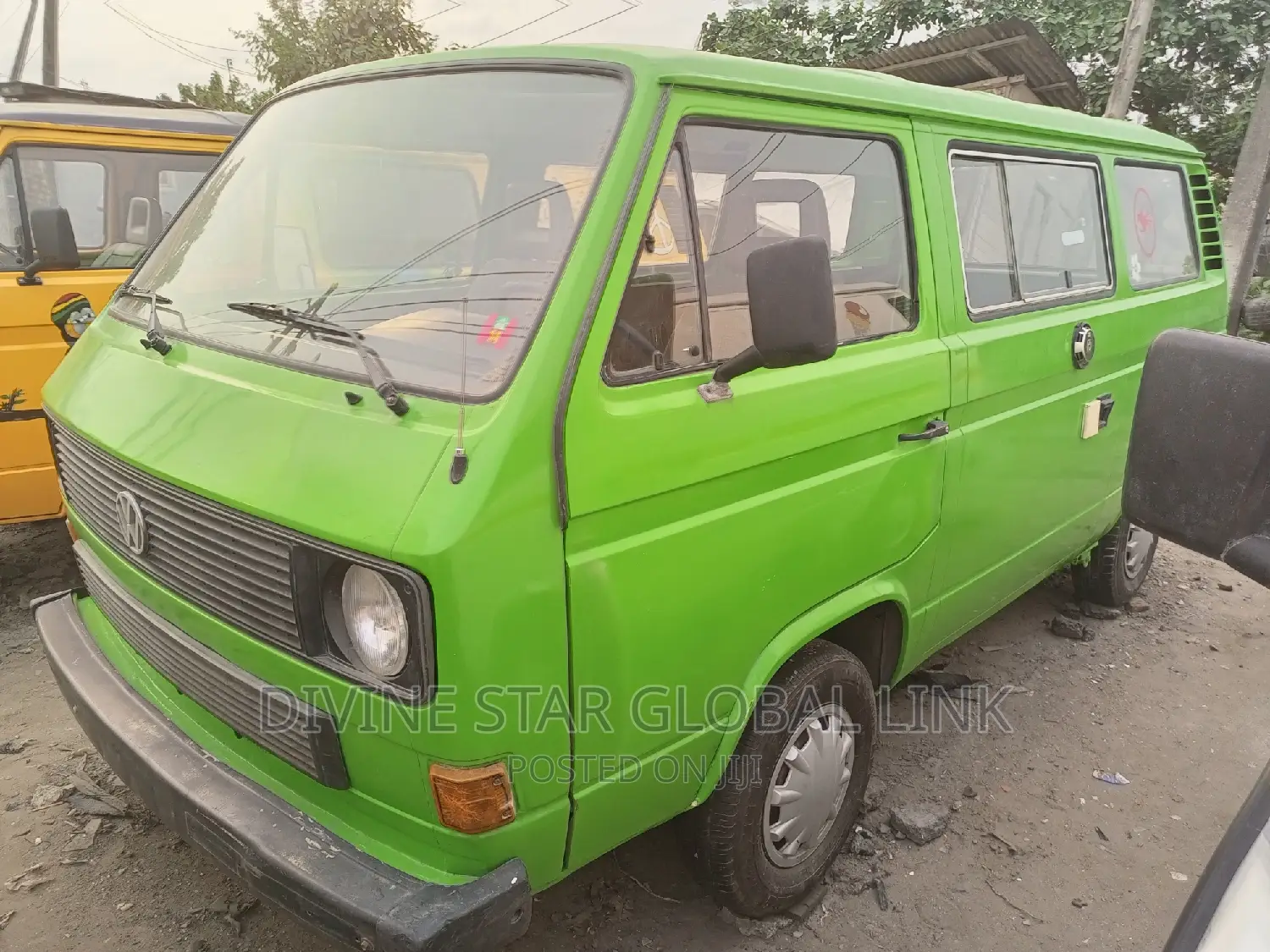 Volkswagen Transporter 2000 Green