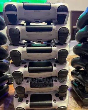 Original Tokunbo Playstation 4 Controller