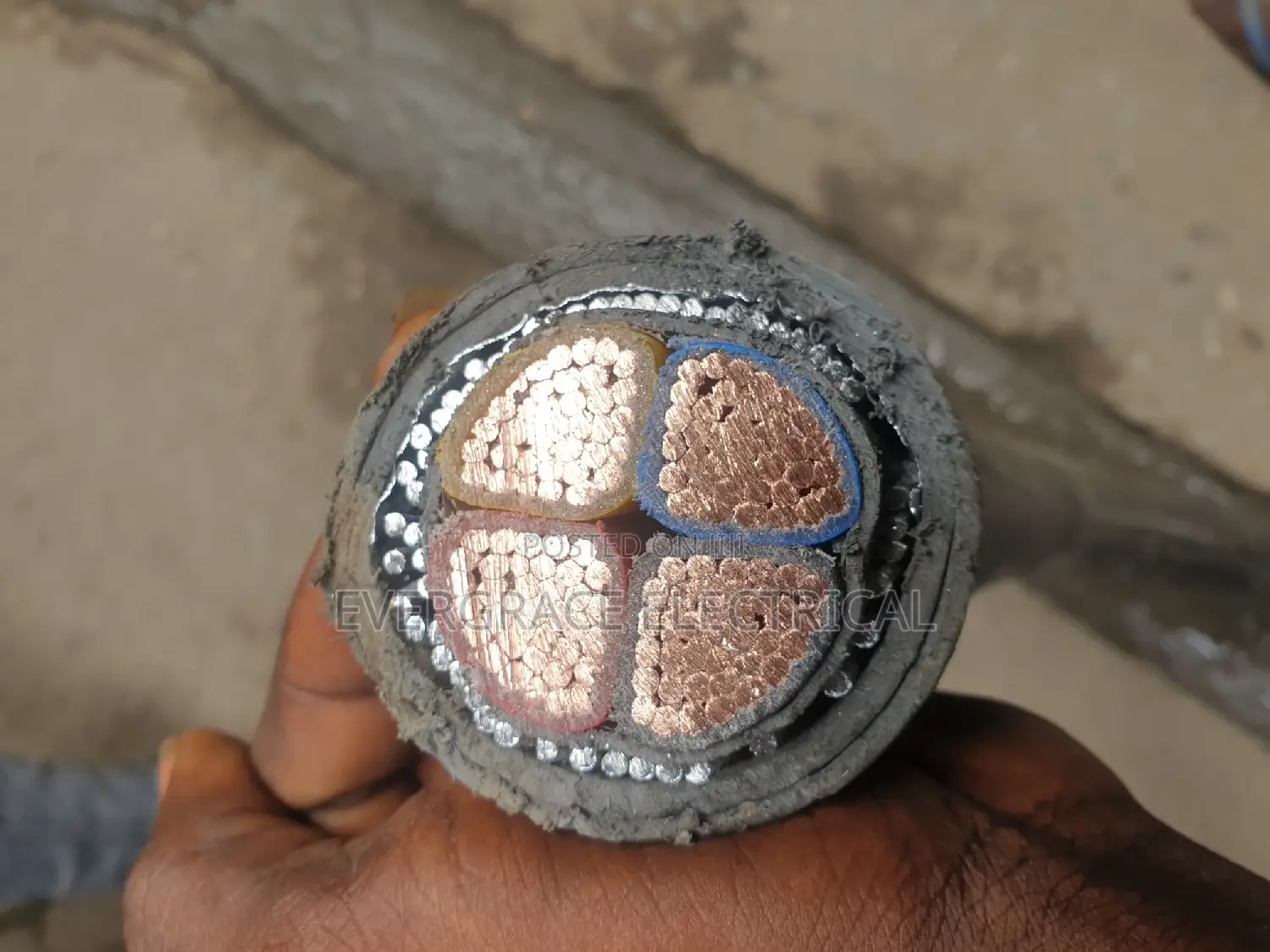 Armoured Cable 185mm 4core.