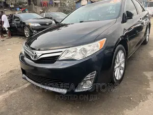 Photo - Toyota Camry 2013 Matt Black
