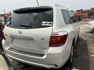 Toyota Highlander Limited 4x4 2009 White