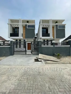 4bdrm Duplex in Vgc for sale