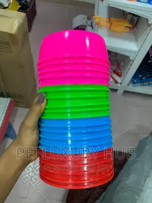 Plastic Pet Plate