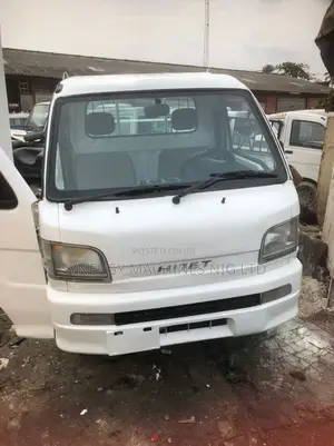 Daihatsu Hijet Truck-Low Fuel Consumption 2018 White
