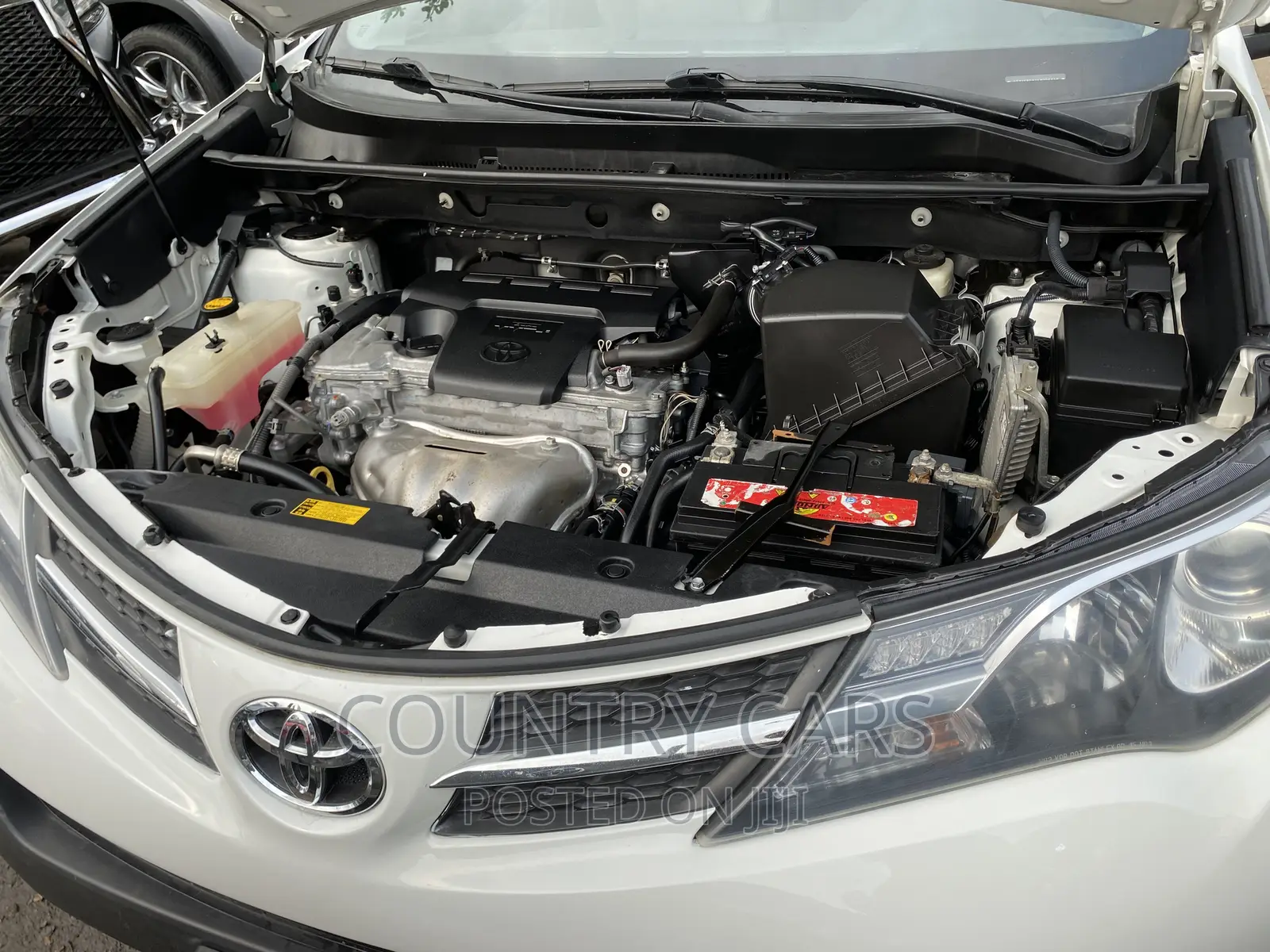 Toyota RAV4 2015 White