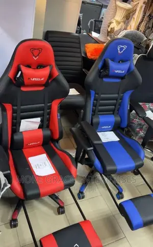 Gaming Chair With Footrest