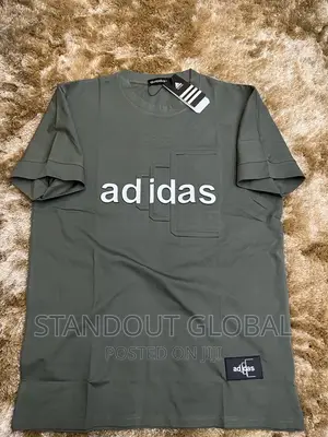 Adidas T-Shirt