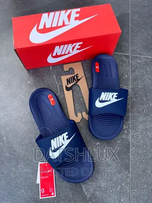 Photo - Nike Luxury Slides