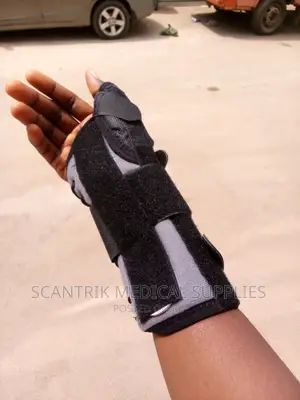 Pain Relief Carpal Tunnel Splint Wrap